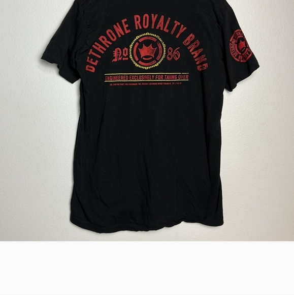 Dethrone Royalty T-shirt. L - Picture 2 of 5